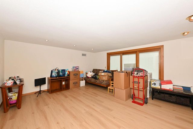 W154N8105 Elm LANE, Menomonee Falls, WI 53051