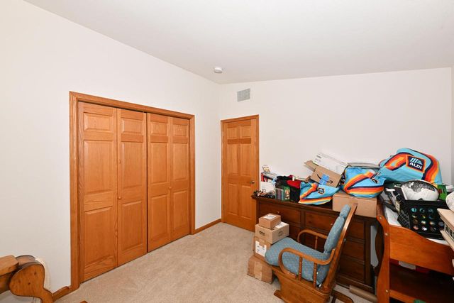 W154N8105 Elm LANE, Menomonee Falls, WI 53051