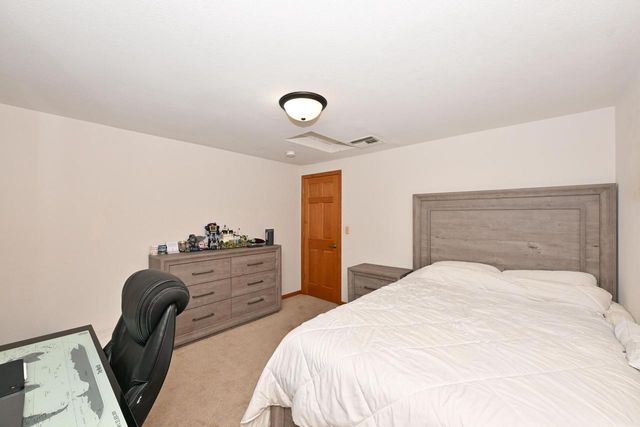 W154N8105 Elm LANE, Menomonee Falls, WI 53051