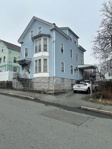 73 Linden, New Bedford, MA 02740