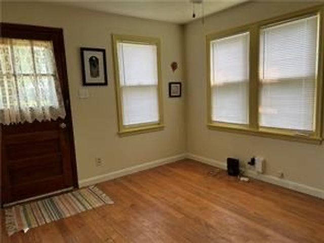402 N Jarvis Street, Creston, IA 50801