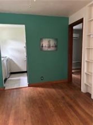 402 N Jarvis Street, Creston, IA 50801