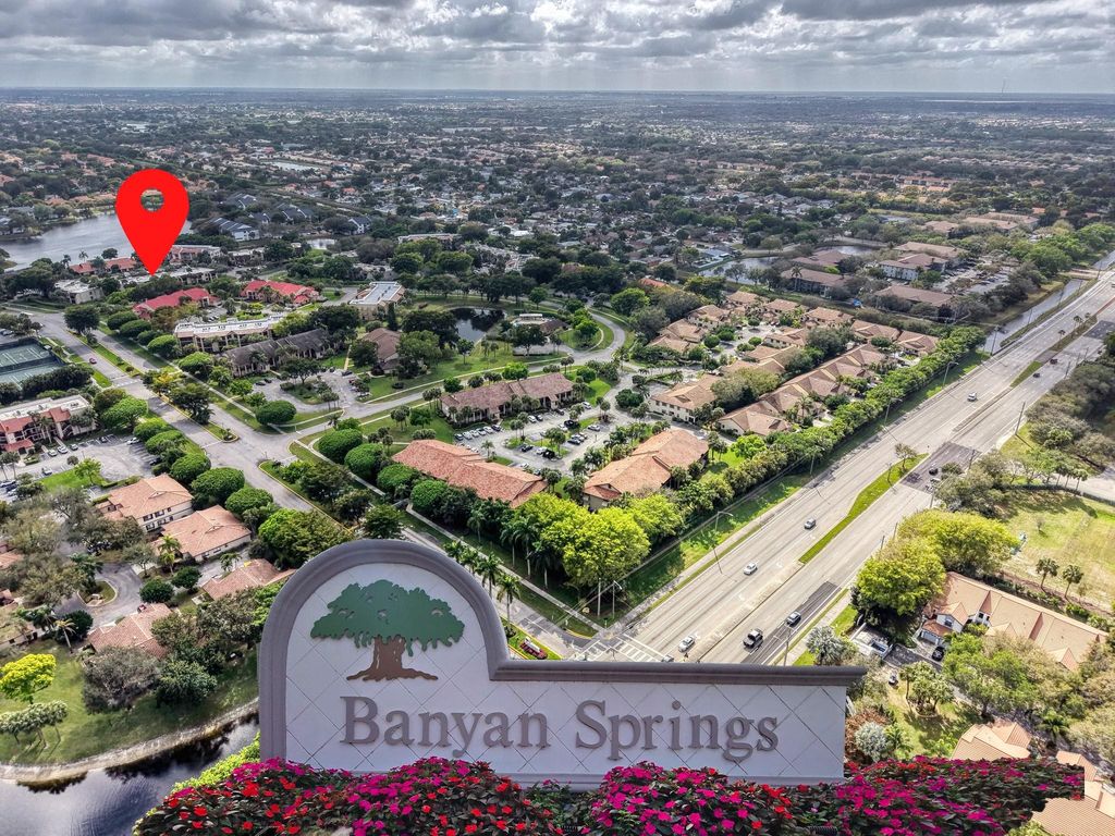 5306 Cedar Lake Drive 203, Boynton Beach, FL 33437