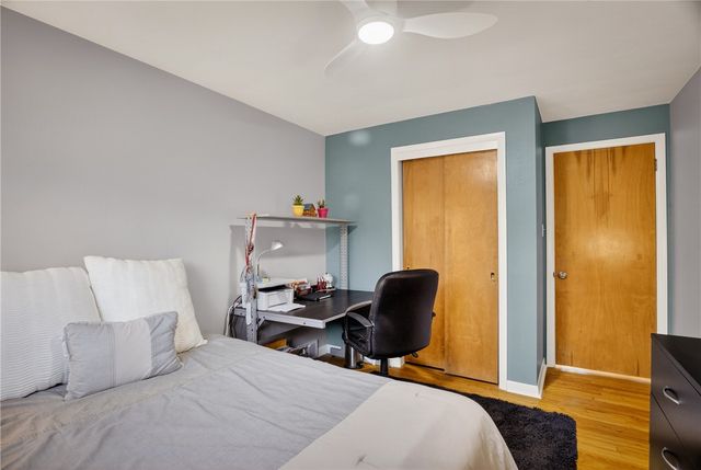 821 Bethany Dr, Mt Lebanon, PA 15243