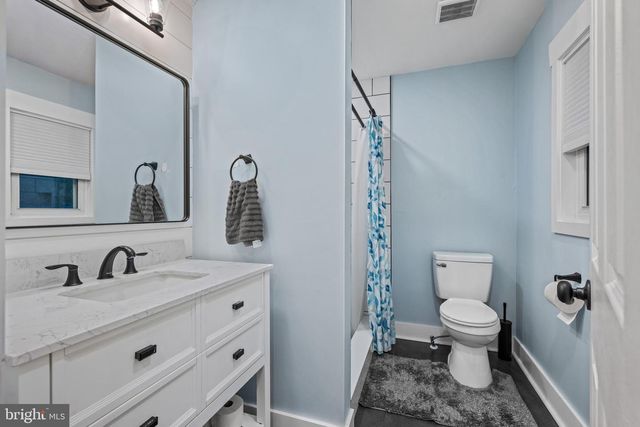 141 FRIES MILL RD, Franklinville, NJ 08322