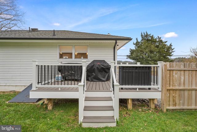 141 FRIES MILL RD, Franklinville, NJ 08322