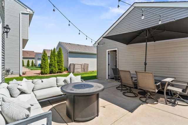 12776 Rutledge Place, Crown Point, IN 46307