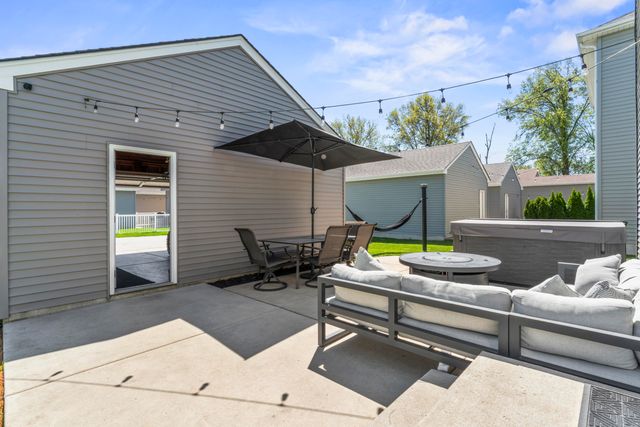 12776 Rutledge Place, Crown Point, IN 46307