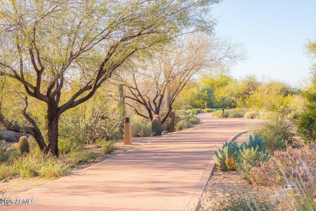 9226 E HORSESHOE BEND Drive, Scottsdale, AZ 85255