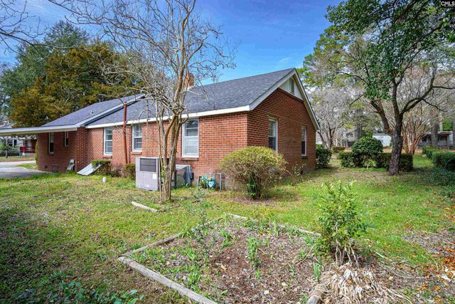 1200 McRae, Camden, SC 29020