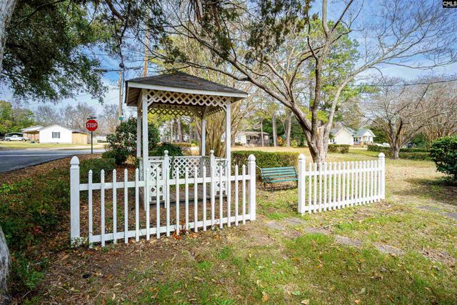 1200 McRae, Camden, SC 29020