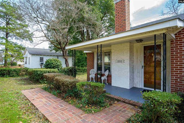 1200 McRae, Camden, SC 29020