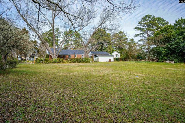 1200 McRae, Camden, SC 29020