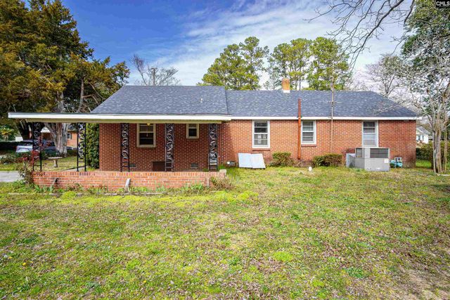 1200 McRae, Camden, SC 29020