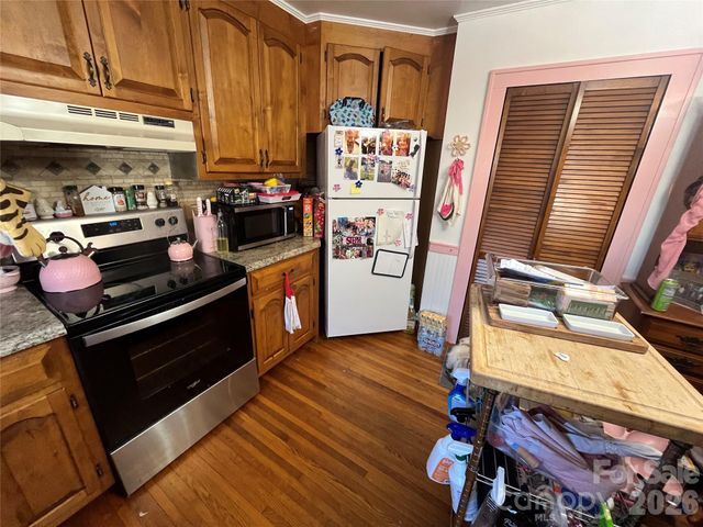 31 Walker Road, Columbus, NC 28722