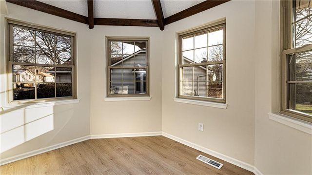 16900 E 49th Terrace S, Independence, MO 64055