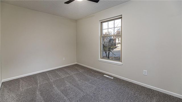 16900 E 49th Terrace S, Independence, MO 64055