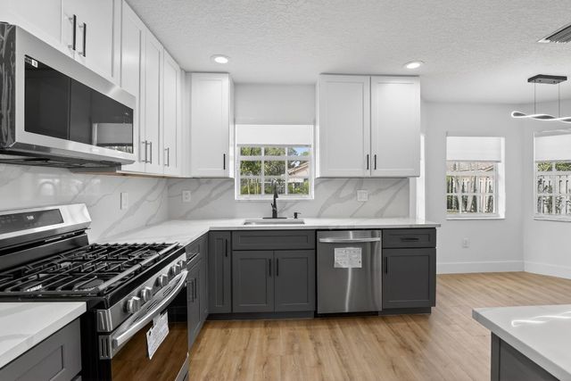 2351 nw 138 Drive, Sunrise, FL 33323