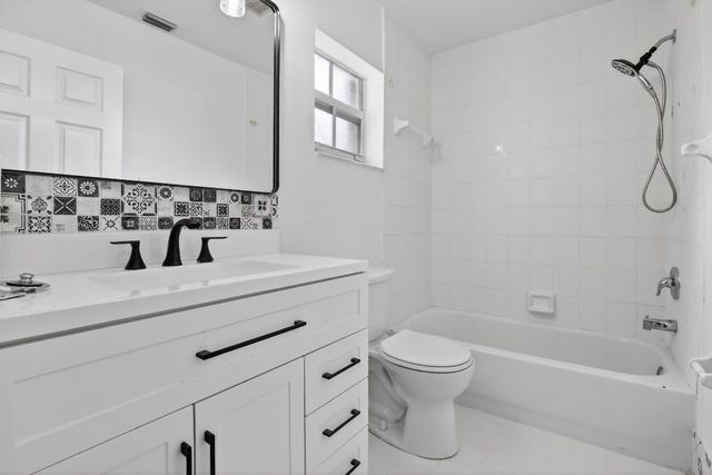 2351 nw 138 Drive, Sunrise, FL 33323