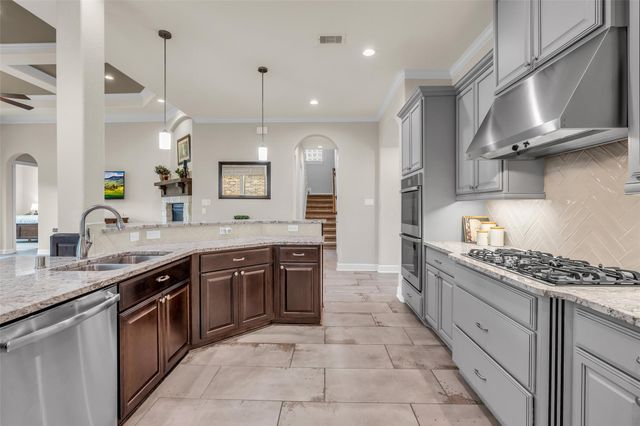 4060 Windsor Chase Drive, Spring, TX 77386