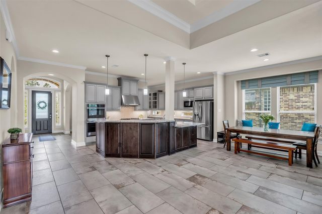 4060 Windsor Chase Drive, Spring, TX 77386