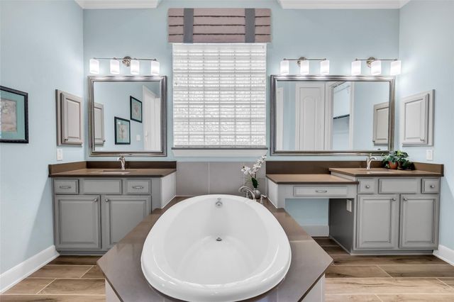 4060 Windsor Chase Drive, Spring, TX 77386