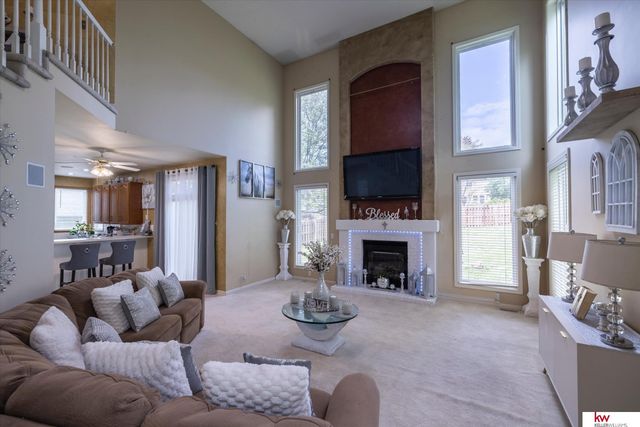 2502 Morrie Drive, Bellevue, NE 68123