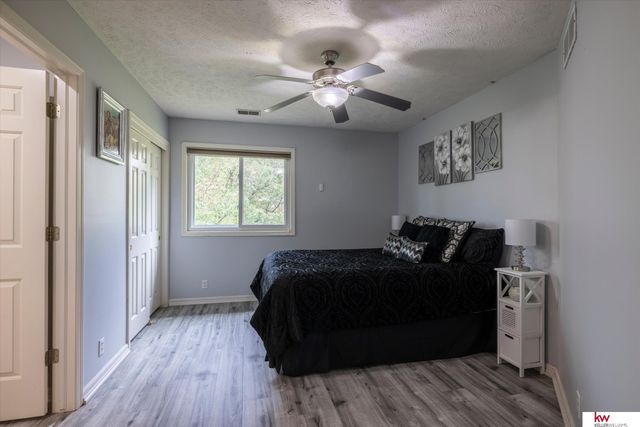 2502 Morrie Drive, Bellevue, NE 68123
