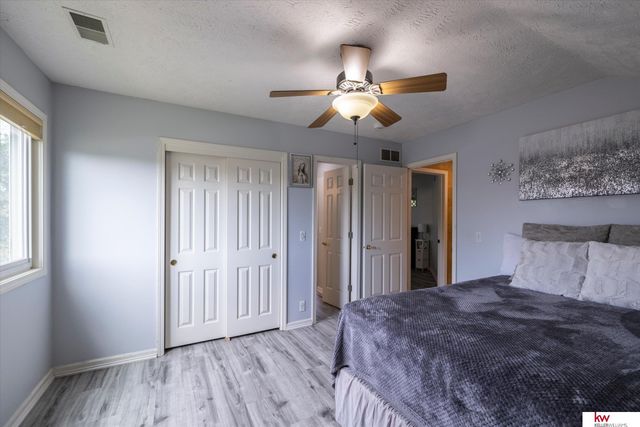 2502 Morrie Drive, Bellevue, NE 68123