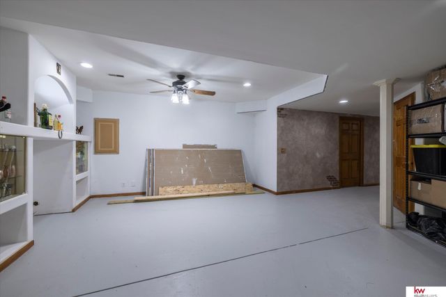 2502 Morrie Drive, Bellevue, NE 68123