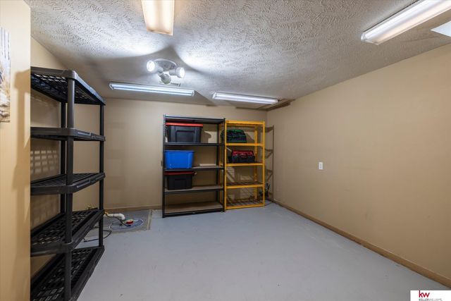 2502 Morrie Drive, Bellevue, NE 68123