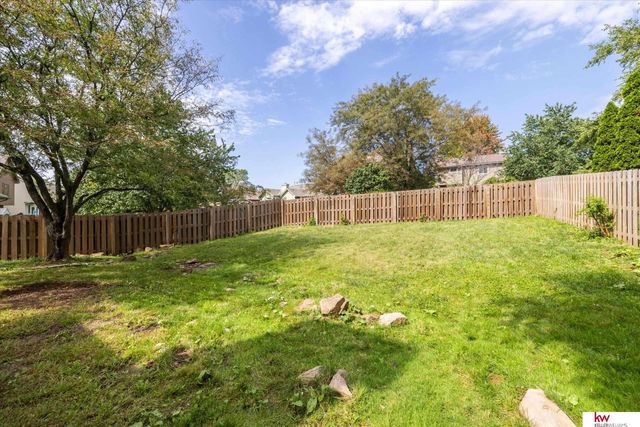 2502 Morrie Drive, Bellevue, NE 68123