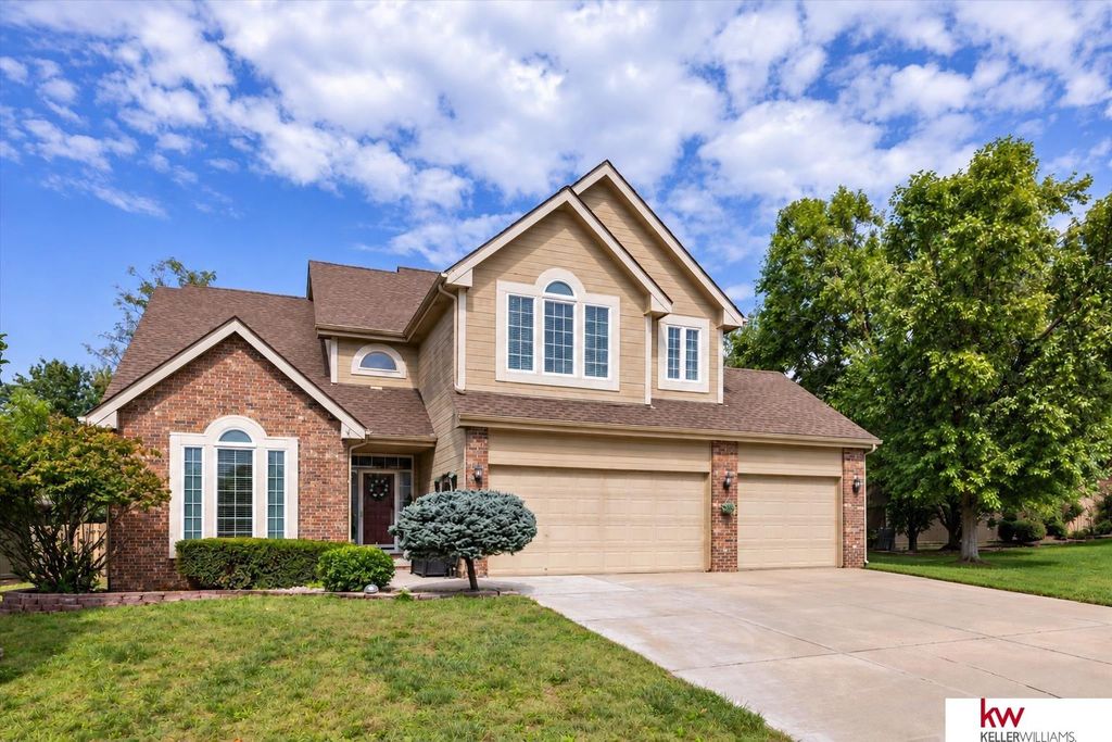 2502 Morrie Drive, Bellevue, NE 68123