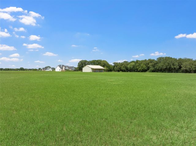 635 E Bell Road, Waco, TX 76705