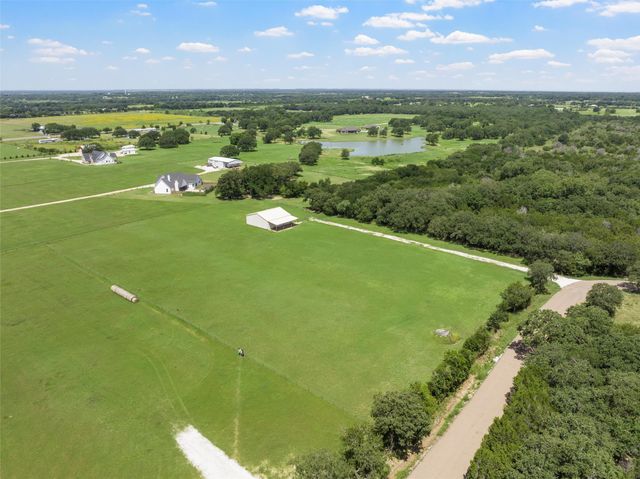 635 E Bell Road, Waco, TX 76705