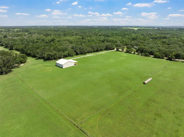 635 E Bell Road, Waco, TX 76705
