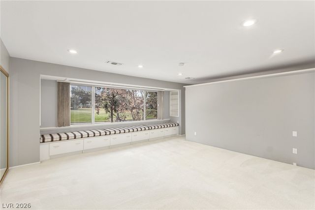 754 VEGAS VALLEY Drive, Las Vegas, NV 89109