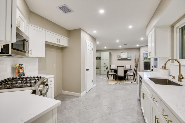 1415 Deer Ledge TRL, Cedar Park, TX 78613