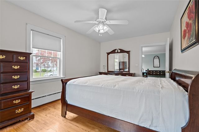 20 Bassett Avenue, Warwick, RI 02889