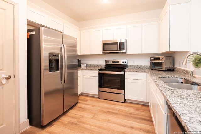 7508 Magnolia Village, San Antonio, TX 78252