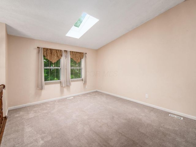 24 Ridgedale Court, Powell, OH 43065