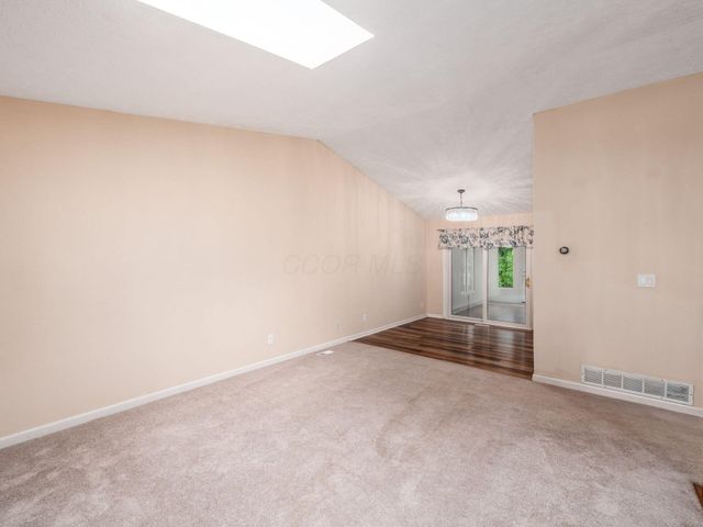 24 Ridgedale Court, Powell, OH 43065
