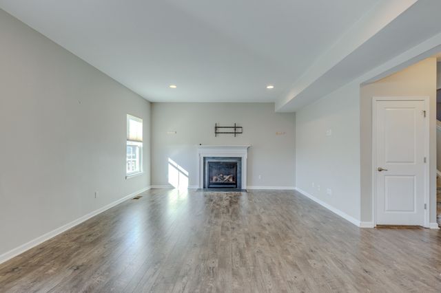 2704 Orleans Dr, Columbia, TN 38401