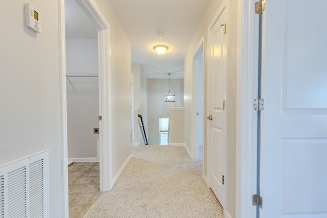 2704 Orleans Dr, Columbia, TN 38401