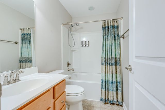 2704 Orleans Dr, Columbia, TN 38401