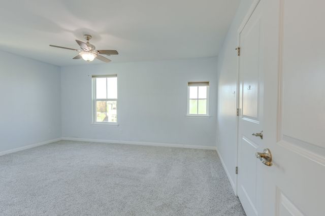 2704 Orleans Dr, Columbia, TN 38401