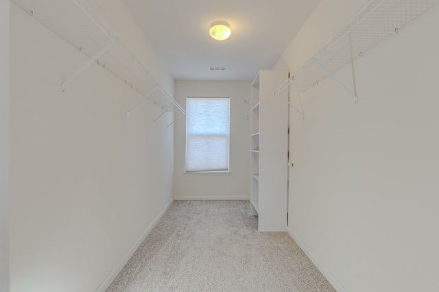 2704 Orleans Dr, Columbia, TN 38401