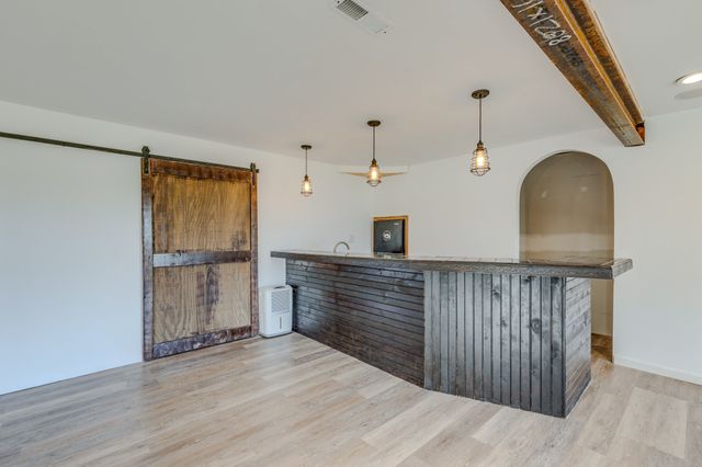 2704 Orleans Dr, Columbia, TN 38401