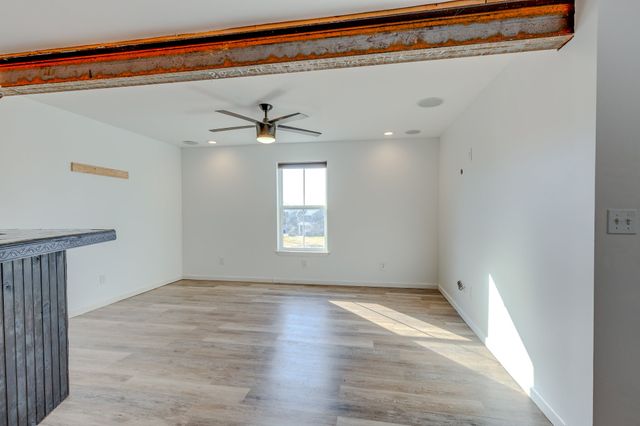 2704 Orleans Dr, Columbia, TN 38401