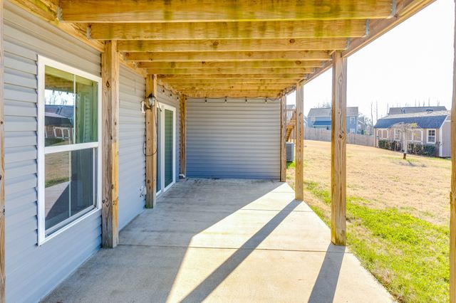 2704 Orleans Dr, Columbia, TN 38401